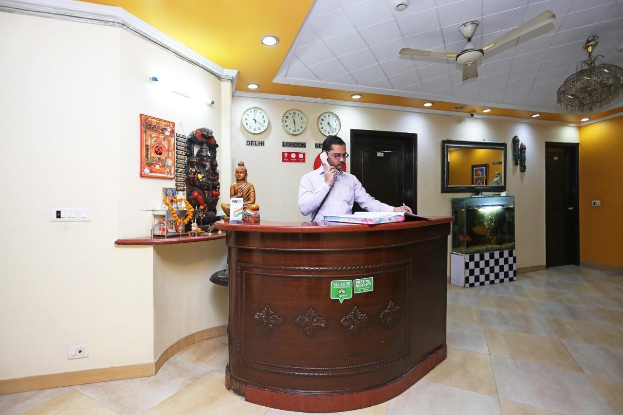 Oyo Near Mg Road Near Aravali Biodiversity Park Gurgaon Buitenkant foto