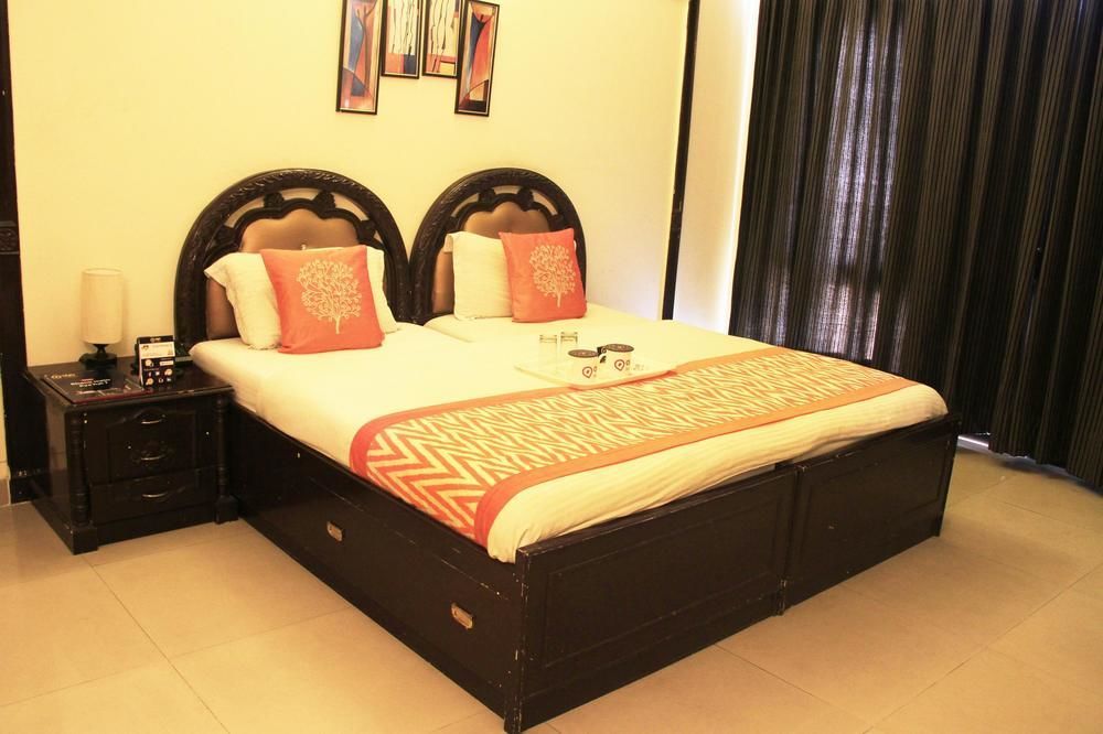 Oyo Near Mg Road Near Aravali Biodiversity Park Gurgaon Buitenkant foto