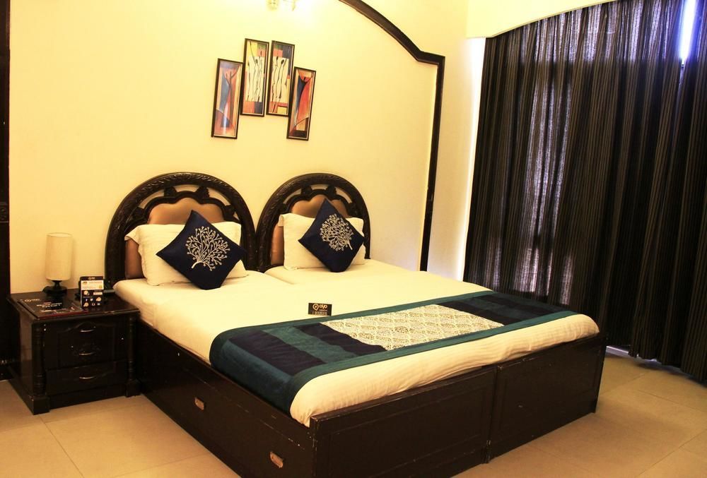 Oyo Near Mg Road Near Aravali Biodiversity Park Gurgaon Buitenkant foto
